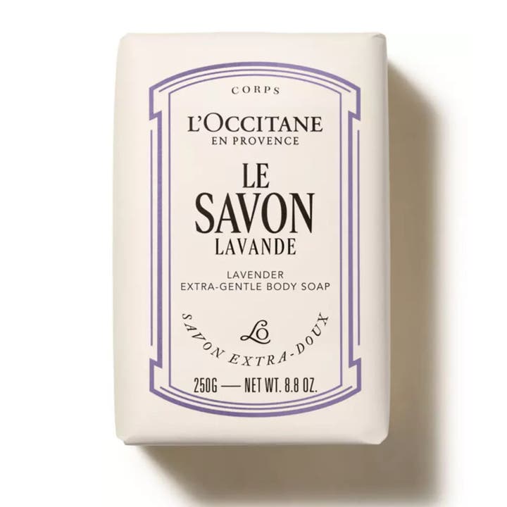 L'Occitane Shea Lavender Extra Gentle Soap 250 g hellävarainen palasaippua violetilla vyötteellä ja beigellä paperikääreellä