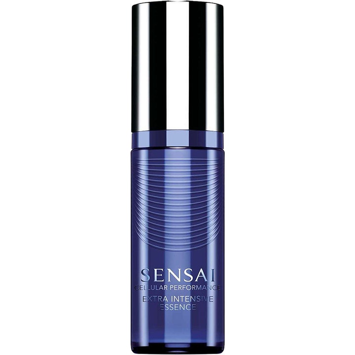 Sensai Cellular Performance Extra Intensive Essence 40 ml elvyttävä seerumi sinisessä lasipullossa