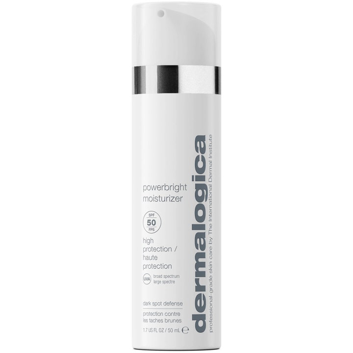 Dermalogica Powerbright Moisturizer SPF50 50 ml kirkastava päivävoide valkoisessa pumppupullossa hopeisella raidalla.
