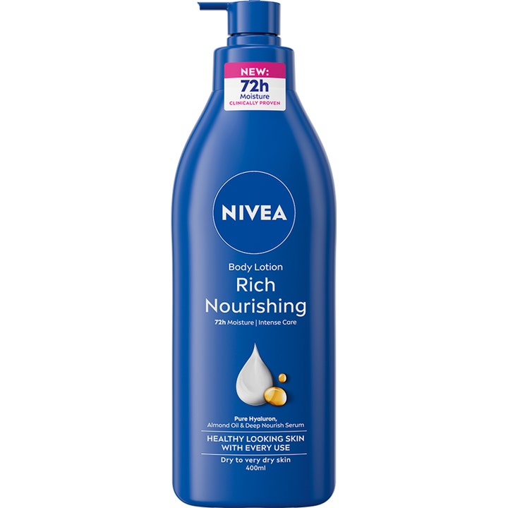 Nivea Rich Nourishing Body Lotion 400 ml hoitava vartalovoide kuivalle iholle sinisessä pumppupullossa.