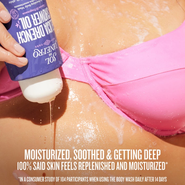 Sol de Janeiro Delicia Drench Shower Oil 385 ml kosteuttava suihkuöljy vaahtoaa iholla puhdistaen hellästi.