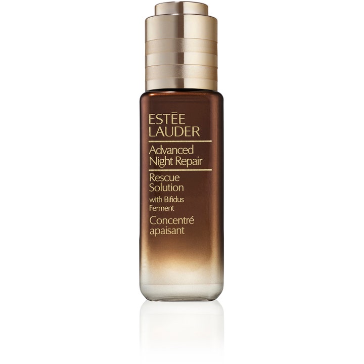 Estée Lauder Advanced Night Repair Rescue Solution 20 ml rauhoittava seerumi ruskeassa lasipullossa kultaisella korkilla.