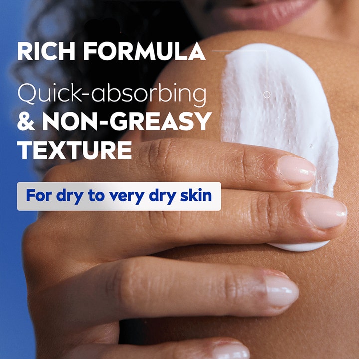NIVEA Rich Nourishing Body Lotion 400 ml kosteuttaa ihoa täyteläisellä ja nopeasti imeytyvällä koostumuksella.