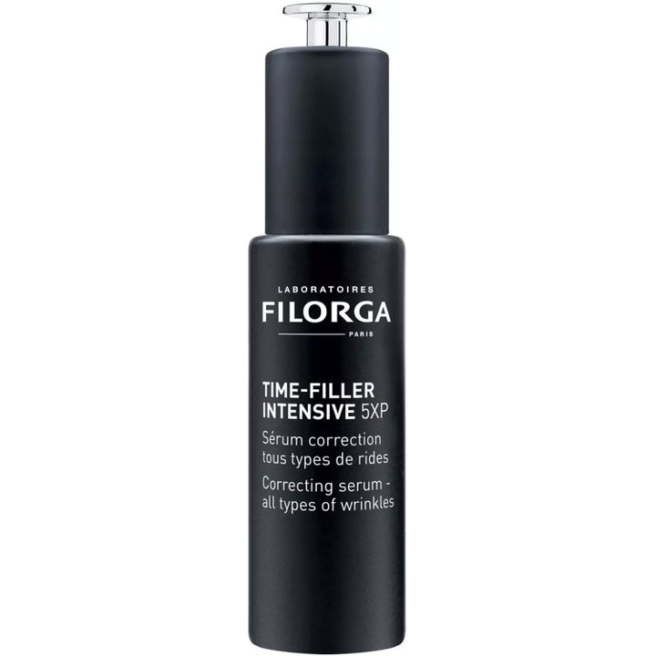 Filorga Time-Filler Intensive 5XP 30 ml silottava seerumi ryppyjä vastaan mustassa mattapintaisessa pumppupullossa