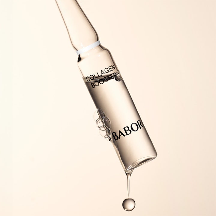 Babor Ampoule Collagen Booster 14 ml kiinteyttävä seerumi lasiampullissa josta putoaa kirkas pisara.