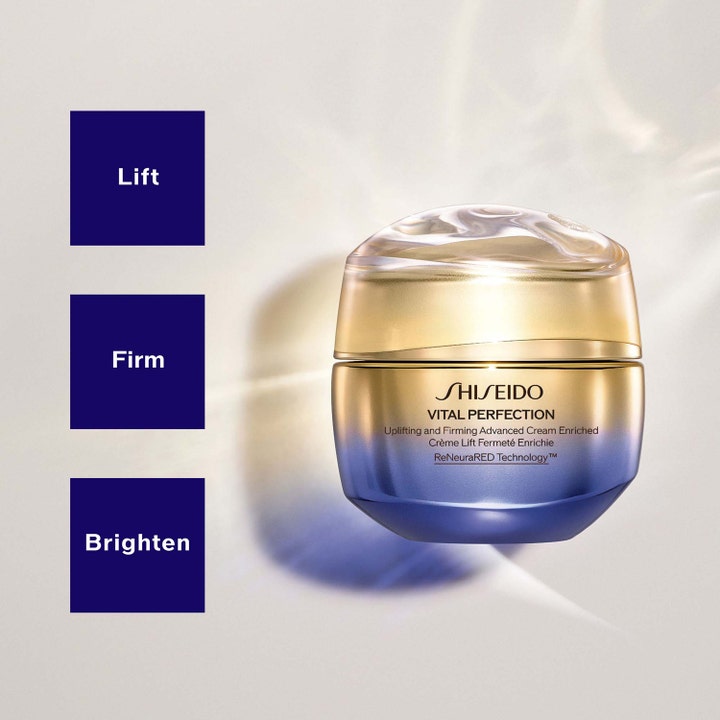 Shiseido Vital Perfection Advanced Cream Enriched 50 ml kirkastava ja kiinteyttävä kasvovoide kultaisessa purkissa.