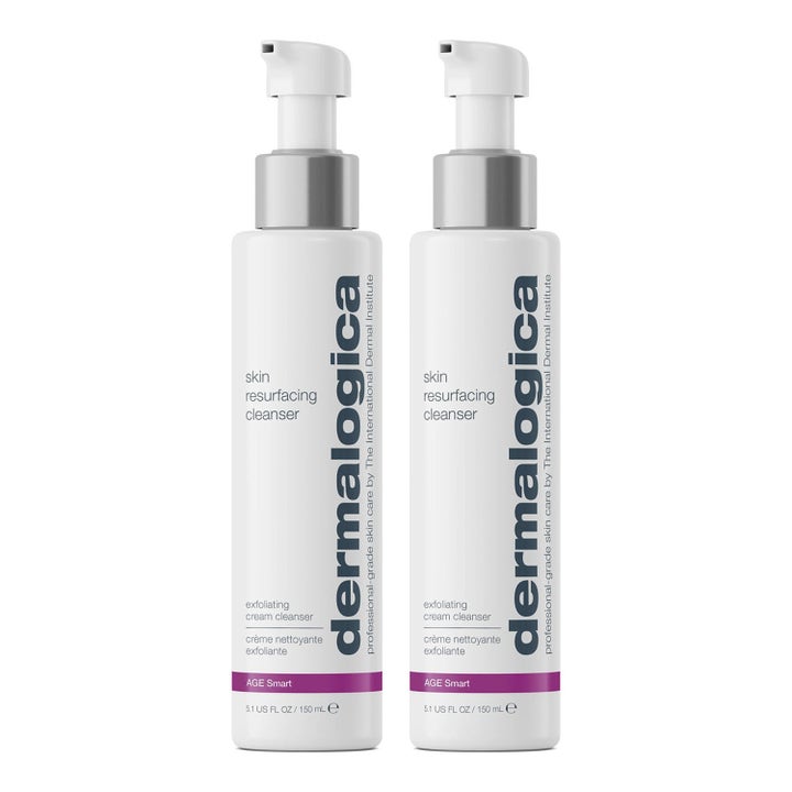 Dermalogica Skin Resurfacing Cleanser 150 ml silottava puhdistusvoide kahdessa valkoisessa pumppupullossa.