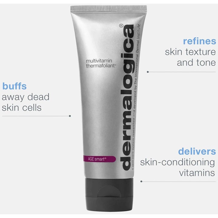 Dermalogica AGE smart Multivitamin Thermafoliant kirkastava kuorintavoide hopeisessa tuubissa tasoittaa ihon sävyä.