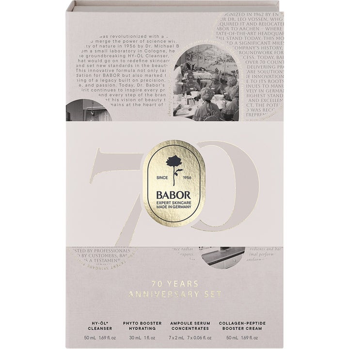 Babor 70 Anniversary Set 144 ml ihonhoitosetti vaaleassa pakkauksessa kultaisella logolla ja mustavalkokuvilla.