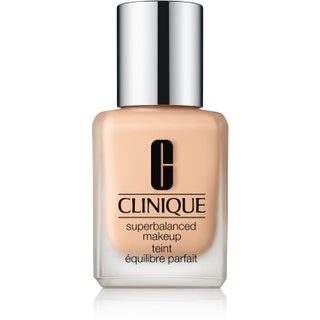 Clinique Superbalanced Makeup
