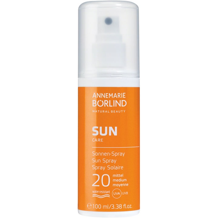 Annemarie Börlind Sun Care Sun Spray SPF 20 100 ml vedenkestävä aurinkosuihke oranssissa pullossa kirkkaalla korkilla