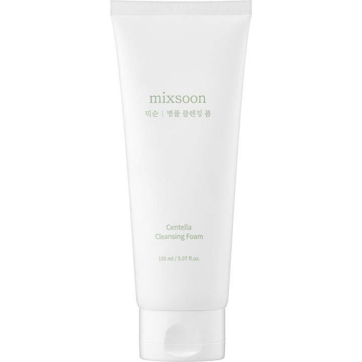 Mixsoon Centella Cleansing Foam 150 ml rauhoittava puhdistusvaahto valkoisessa minimalistisessa tuubissa.