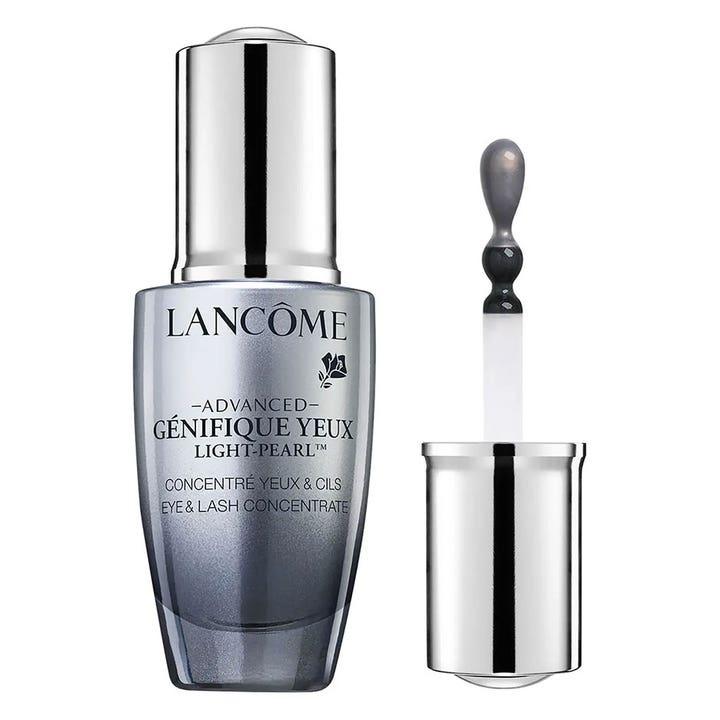 Lancôme Advanced Génifique Yeux Light-Pearl kirkastava silmänympärysseerumi hopeisessa pullossa helmi-applikaattorilla