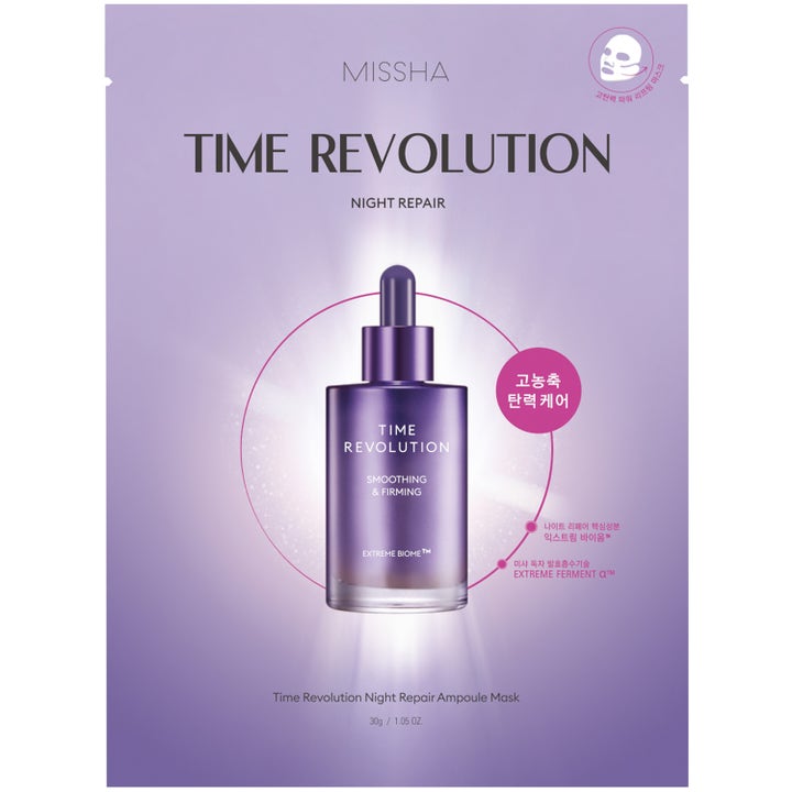 Missha Time Revolution Night Repair Ampoule Mask 30 g silottava yönaamio violetissa pakkauksessa jossa on seerumipullon kuva