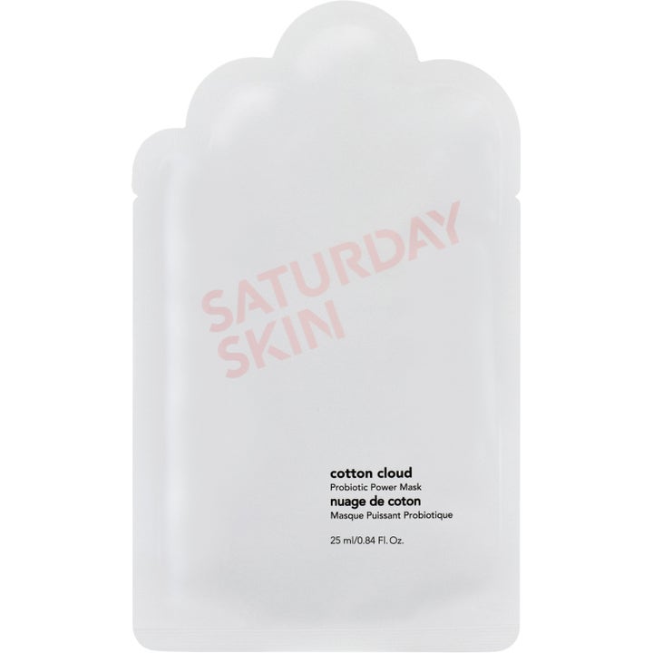 Saturday Skin Cotton Cloud Probiotic Power Mask 25 ml vahvistava kangasnaamio valkoisessa pilvenmuotoisessa pussissa.
