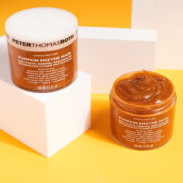 Peter Thomas Roth Pumpkin Enzyme Mask 150 ml kuoriva ansikmaski ja oranssi kimalteleva koostumus purkissa