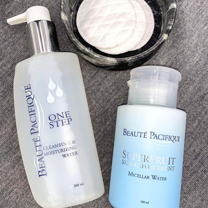 Beauté Pacifique One Step Cleansing & Moisturizing Water 200 ml puhdistusvesi vaaleassa pumppupullossa.