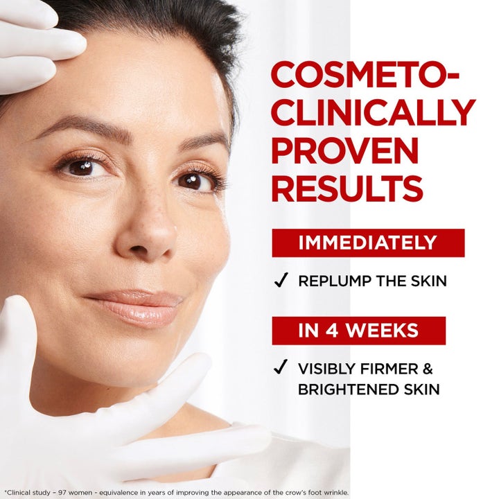 L'Oréal Paris Revitalift Laser 80 ml ihonhoitosetti kiinteyttää ihoa. Kuvassa nainen ja kliinisesti todistetut tulokset.