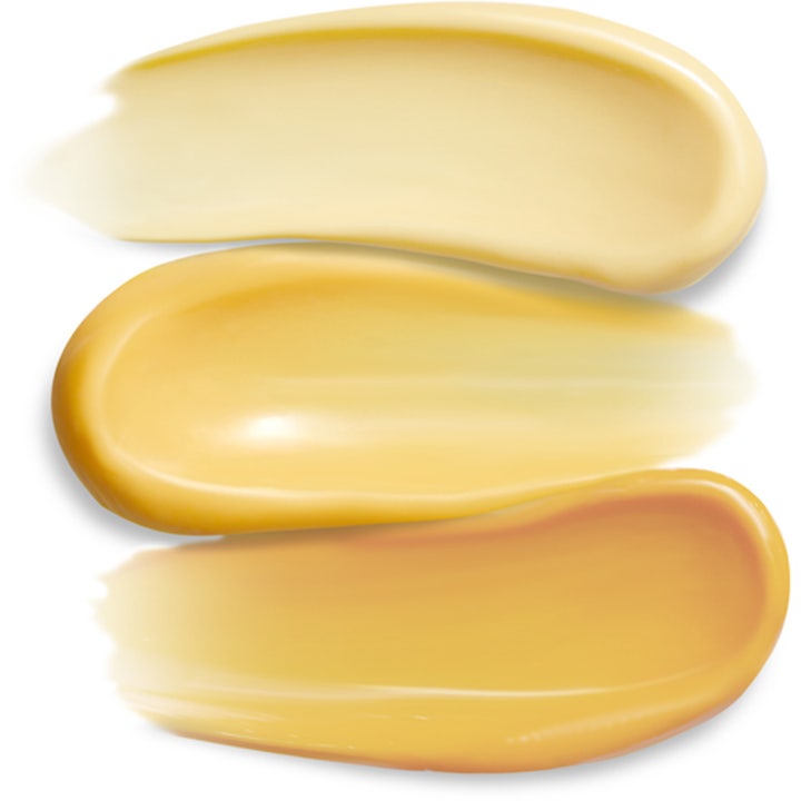 Medik8 Crystal Retinal Ceramide Eye 6 15 ml silmänympärysvoide kolmella täyteläisellä persikanvärisellä voidenäytteellä.