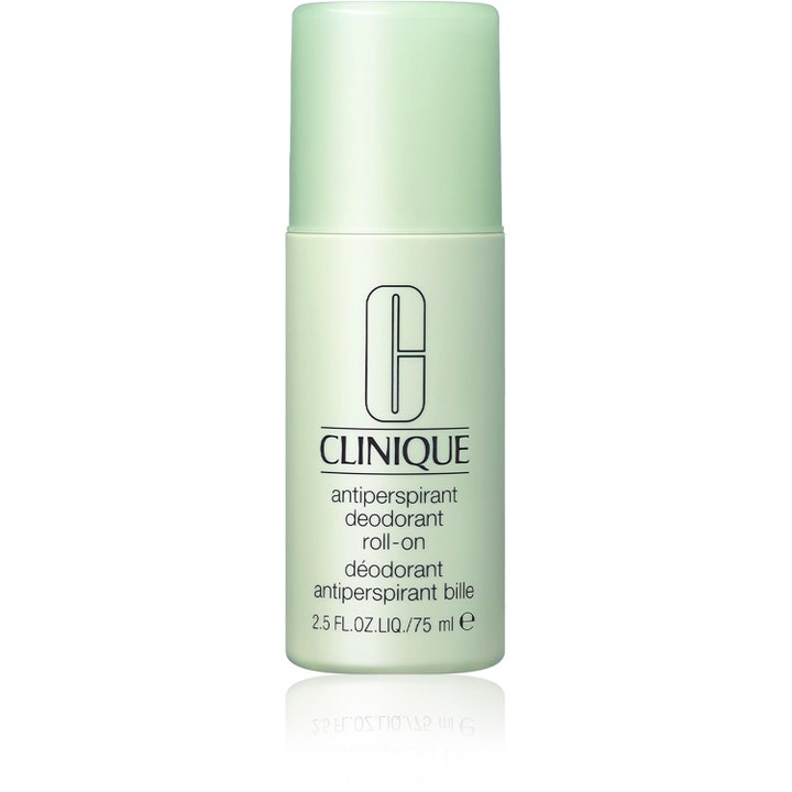 Clinique Antiperspirant Deodorant Roll-on 75 ml antaa suojan hikoilua vastaan vaaleanvihreässä hylsyssä.