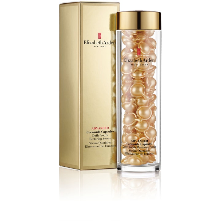 Elizabeth Arden Advanced Ceramide Daily Youth Restoring Serum 90 kapselia uudistava seerumi kultaisessa pakkauksessa.