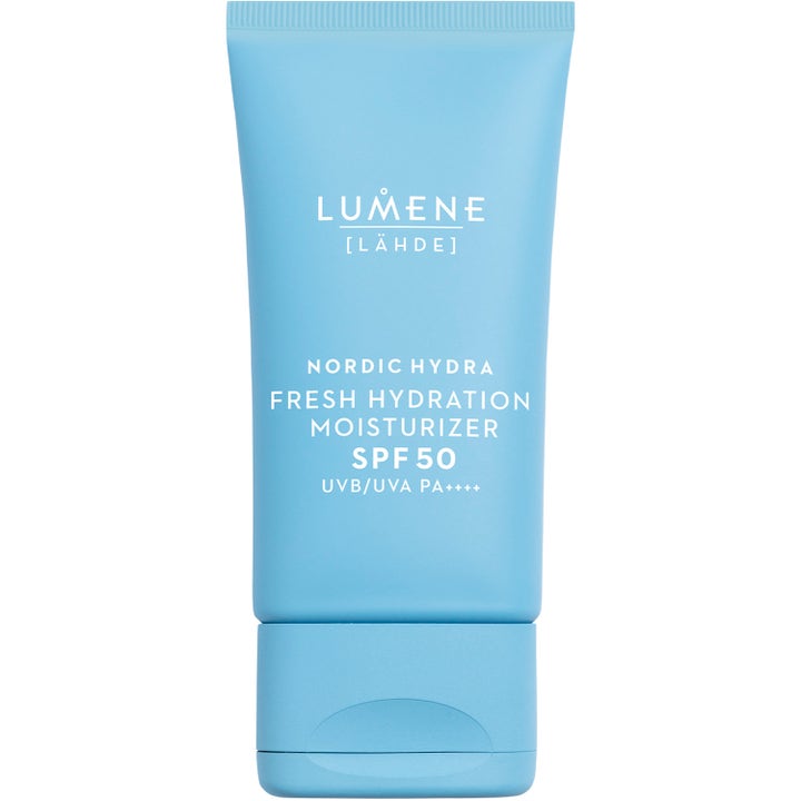 Lumene Nordic Hydra Fresh Hydration Moisturizer SPF 50 kosteuttava päivävoide vaaleansinisessä mattapintaisessa tuubissa
