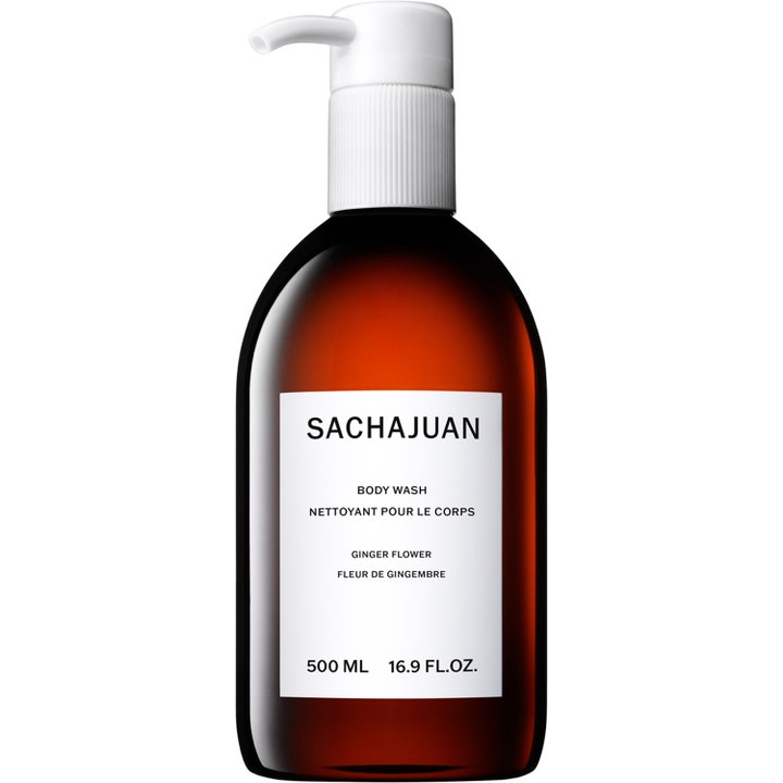 Sachajuan Body Wash Ginger Flower 500 ml puhdistava suihkugeeli ruskeassa muovipullossa, jossa on valkoinen pumppu.