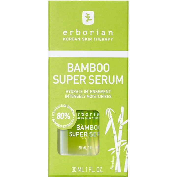 Erborian Bamboo Super Serum 30 ml kosteuttava kasvoseerumi vihreässä pahvipakkauksessa, jossa on ikkuna pullolle.