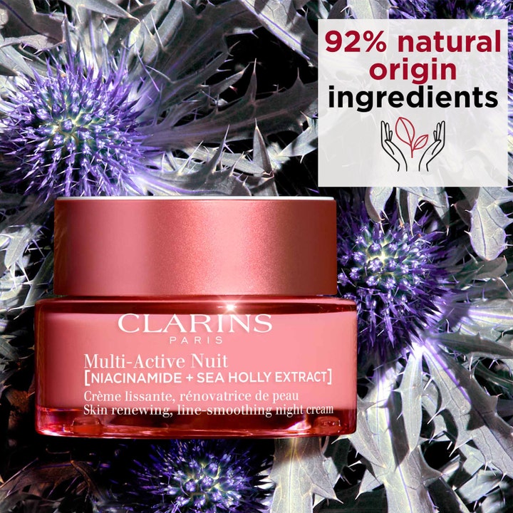 Clarins Multi-Active Nuit 50 ml uudistava yövoide lasipurkissa piikkiputkiuutteella ja niasiiniamidilla.
