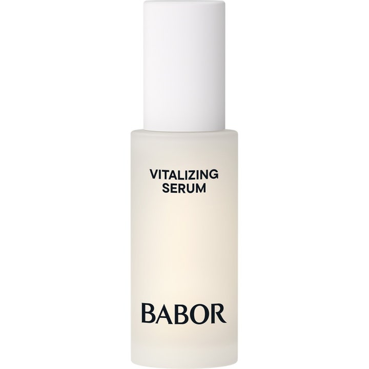 Babor Skinovage Vitalizing Serum 30 ml elvyttävä kasvoseerumi kirkastaa ihoa huurteisessa lasipullossa valkoisella korkilla