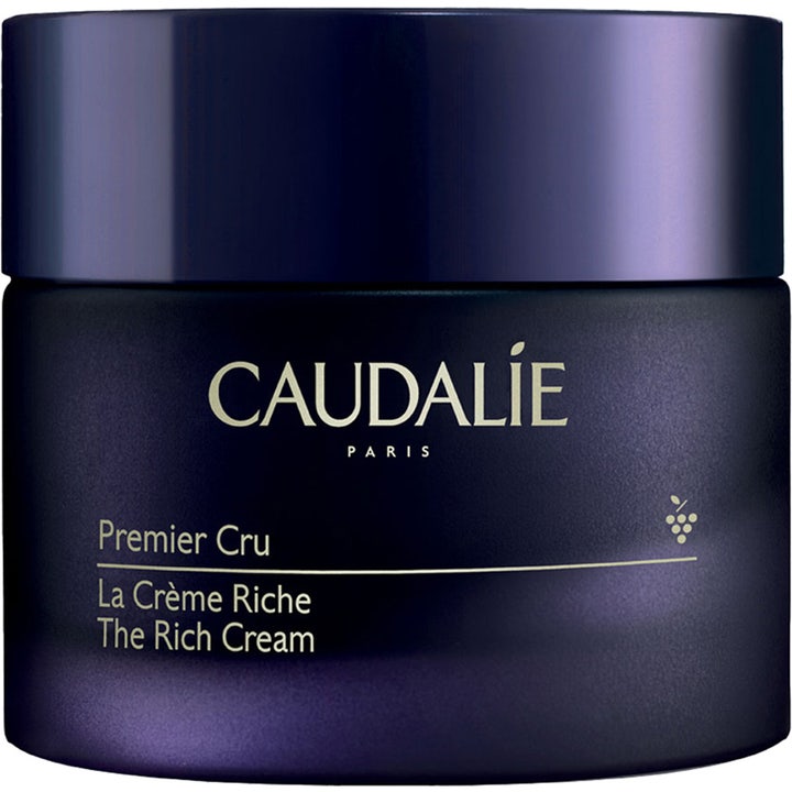 Caudalie Premier Cru The Rich Cream ravitseva kasvovoide tyylikkäässä tummanliilassa lasipurkissa kultaisella tekstillä.