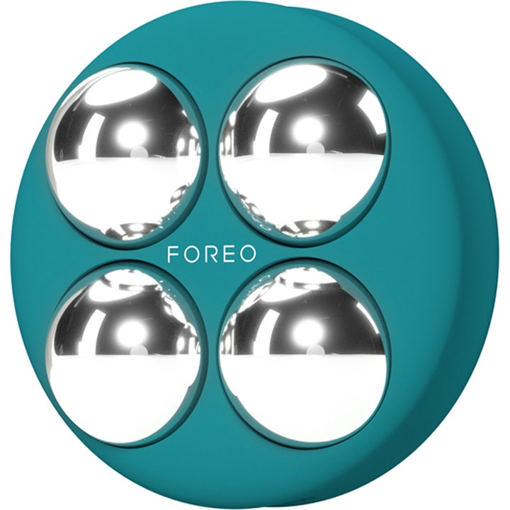 FOREO BEAR 2 body Evergreen 1 kpl kiinteyttävä vartalolaite on pyöreä vihreä laite neljällä hopeisella pallolla