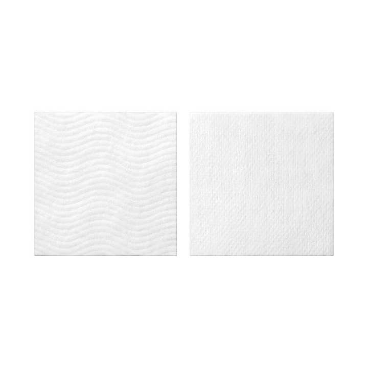SKIN1004 Madagascar Centella Pure Cotton Pad puhdistavat vanulaput aaltomaisella ja tasaisella tekstuurilla.