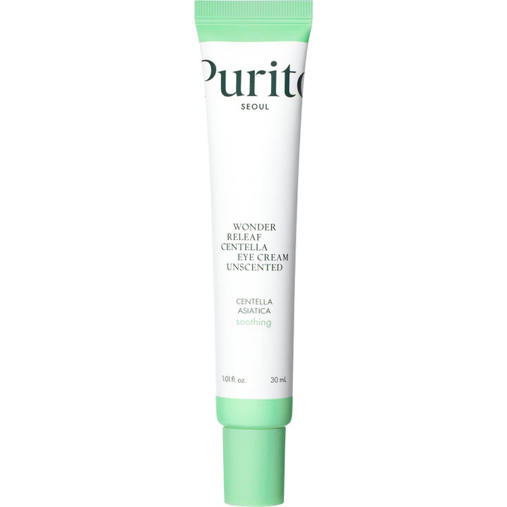 Purito SEOUL Wonder Releaf Centella Eye Cream Unscented 30 ml rauhoittava silmänympärysvoide valkoisessa tuubissa.