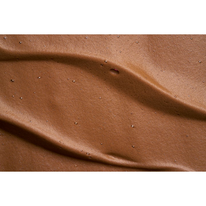 St.Tropez Self Tan Express Dark Whipped Mousse 200 ml itseruskettava mousse antaa syvän rusketuksen ilmavalla koostumuksella.