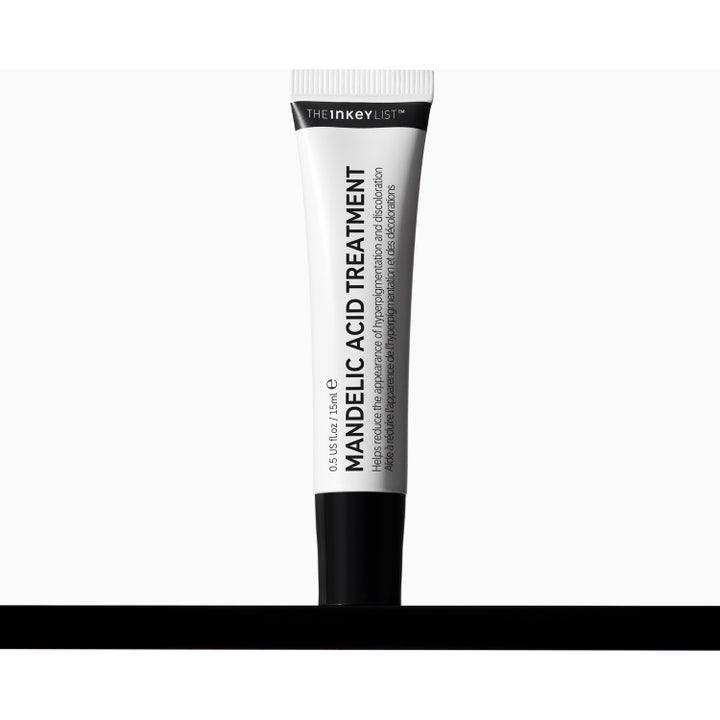 The INKEY List Mandelic Acid Treatment 15 ml seerumi pigmenttiläiskille valkoisessa tuubissa voidemaisella koostumuksella.