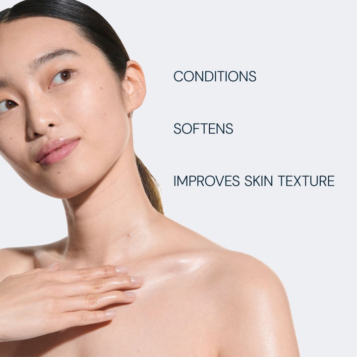 Elemis Japanese Camellia Oil Blend 100 ml ravitseva vartaloöljy silottaa ihoa tekstillä improves skin texture