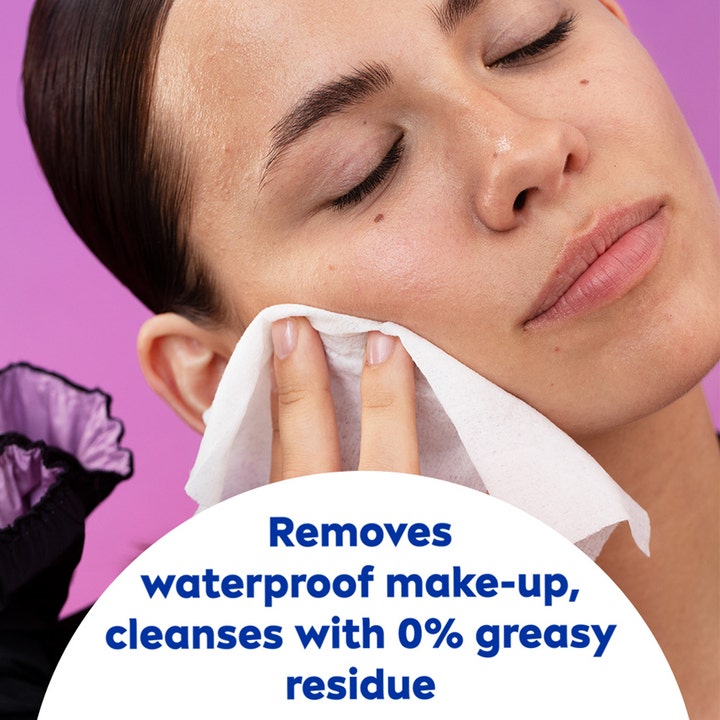 NIVEA MicellAIR Expert Wipes 20 kpl puhdistusliinat poistavat vedenkestävän meikin kasvoilta jättämättä ihoa rasvaiseksi.