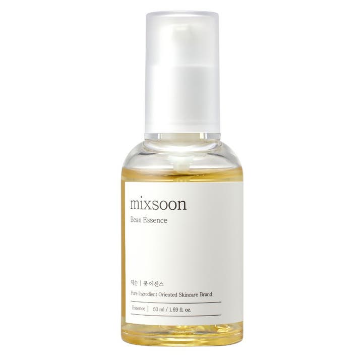 Mixsoon Bean Essence 50 ml silottava hoitoneste kirkkaassa pumppupullossa jossa on kellertävää nestettä