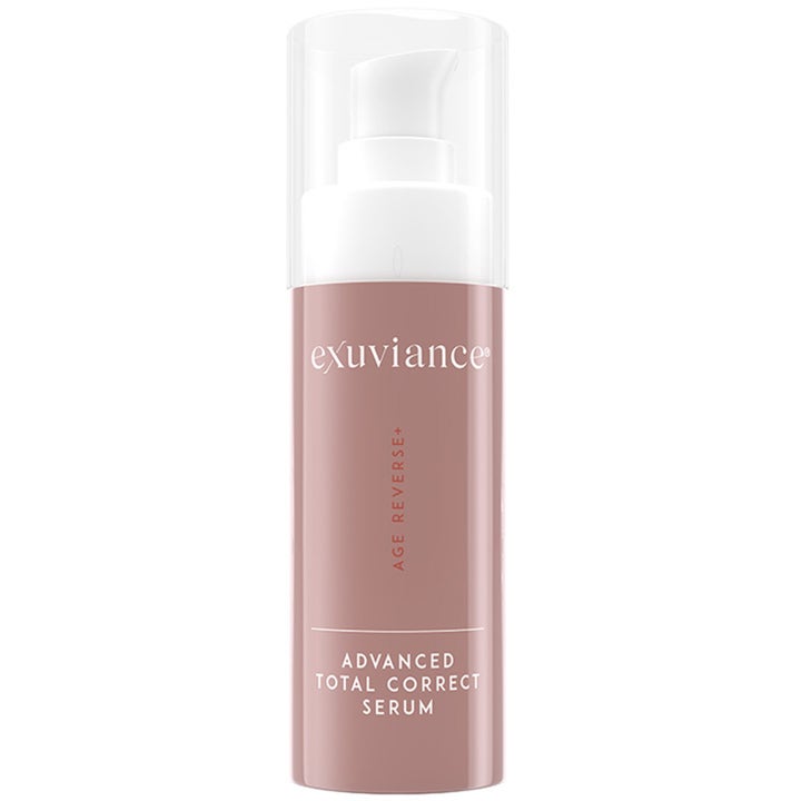Exuviance Age Reverse+ Advanced Total Correct Serum 30 ml silottava seerumi rusehtavan vaaleanpunaisessa pullossa.