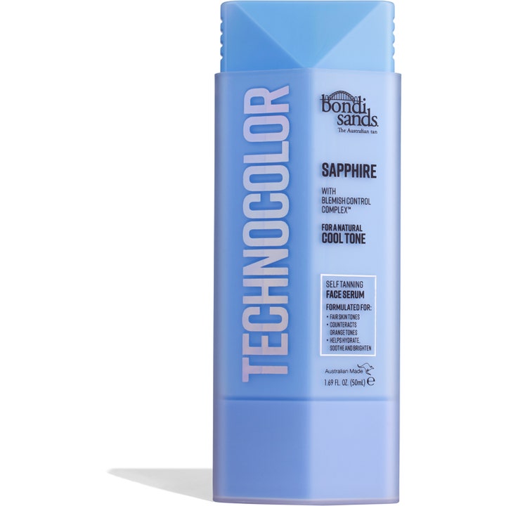 Bondi Sands Technocolor Sapphire 50 ml itseruskettava kasvoseerumi antaa viileän sävyn vaaleansinisessä pullossa.