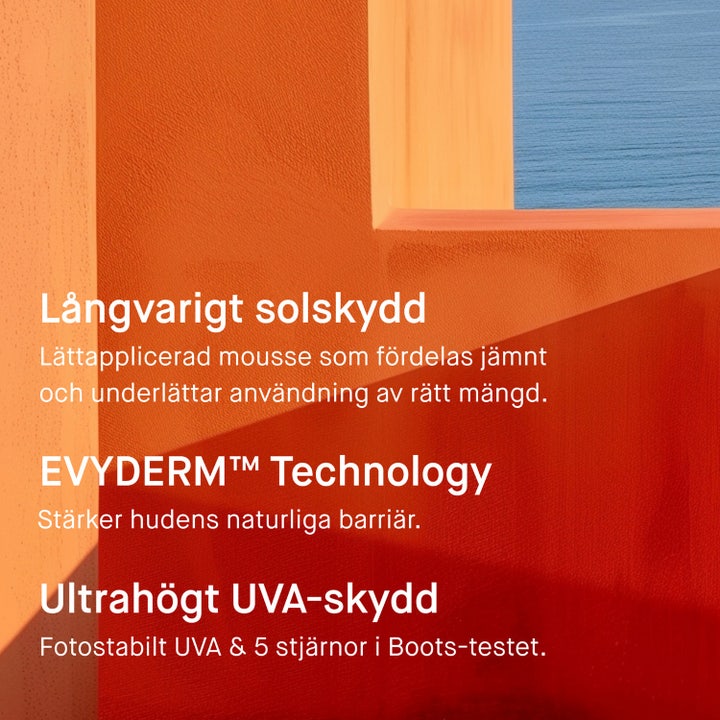 EVY Technology Sunscreen Mousse SPF50 100 ml aurinkosuojavaahto antaa korkean suojan ja näkyy täyteläisenä kämmenellä.