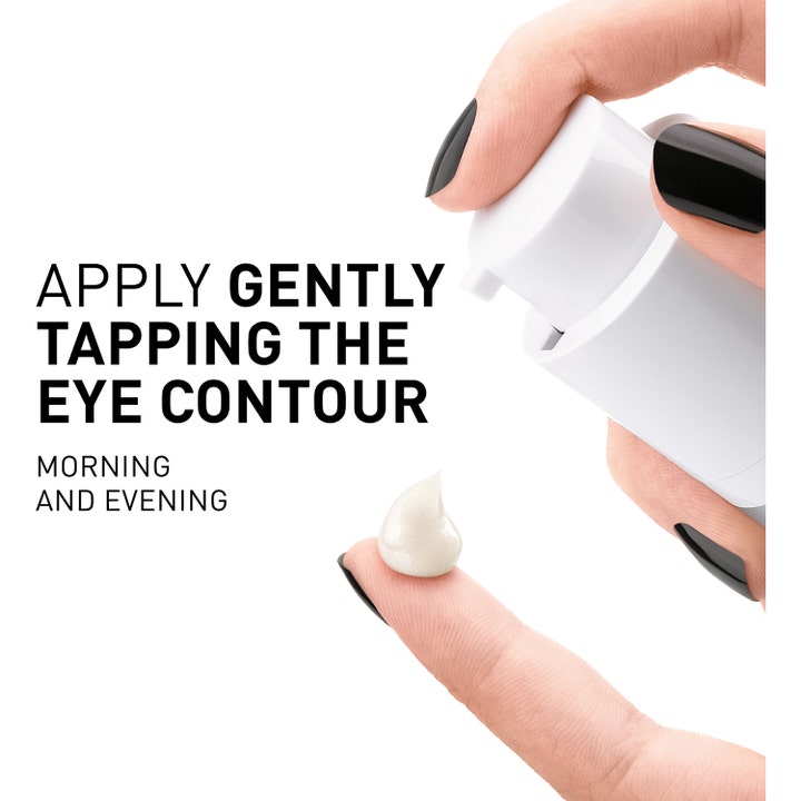 Filorga Optim-Eyes 3-in-1 Eye Contour Cream 15 ml ögonkräm ja valkoista voidetta sormenpäällä.