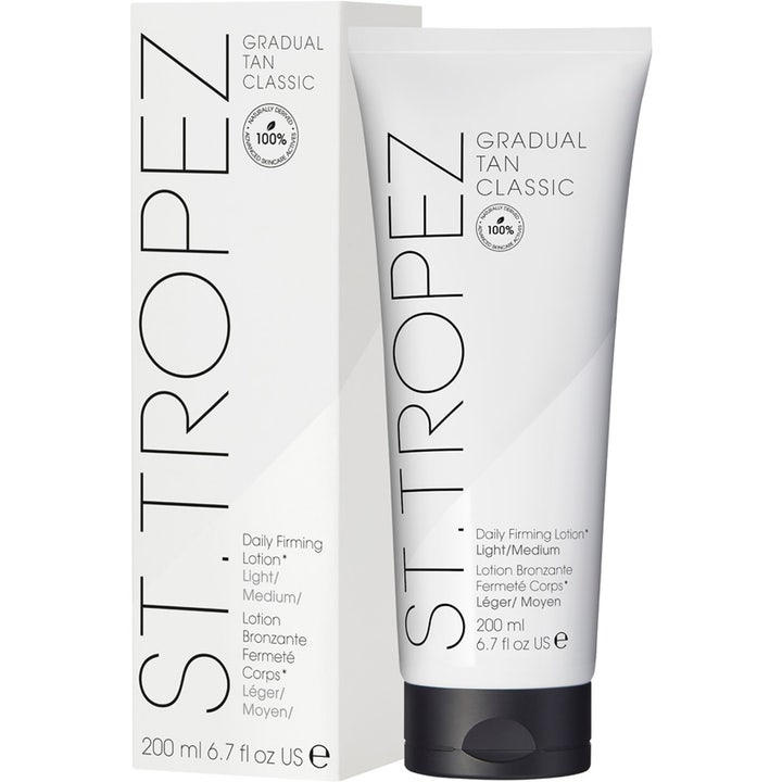 St.Tropez Gradual Tan Body Lotion 200 ml kosteuttava itseruskettava voide valkoisessa tuubissa ja pakkauksessa