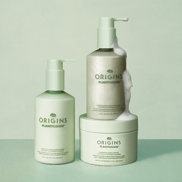 Origins Plantfusion Hydrating Body Souffle 200 ml kosteuttava vartalovoide vaaleanvihreässä purkissa ja pulloissa