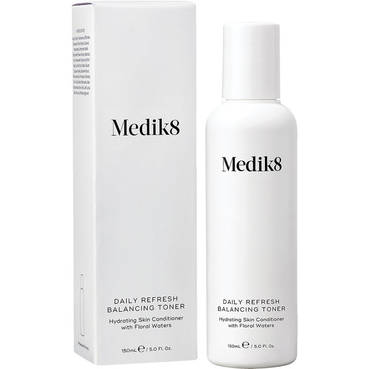 Medik8 Daily Refresh Balancing Toner 150 ml kosteuttava kasvovesi valkoisessa pullossa ja pakkauksessa.