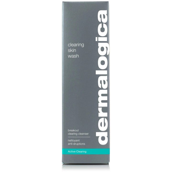 Dermalogica Clearing Skin Wash Duo 2 x 500 ml epäpuhtauksia hoitava puhdistusaine harmaassa pahvipakkauksessa.