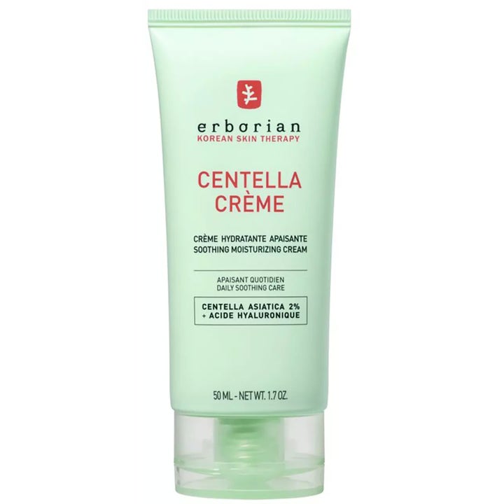 Erborian Centella Crème 50 ml rauhoittava ja kosteuttava kasvovoide vaaleanvihreässä tuubissa kirkkaalla korkilla