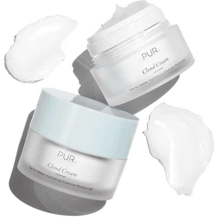 PÜR Cloud Cream 50 ml kosteuttava kasvovoide huurteisessa lasipurkissa vaaleansinisellä korkilla ja geelimäisellä voiteella