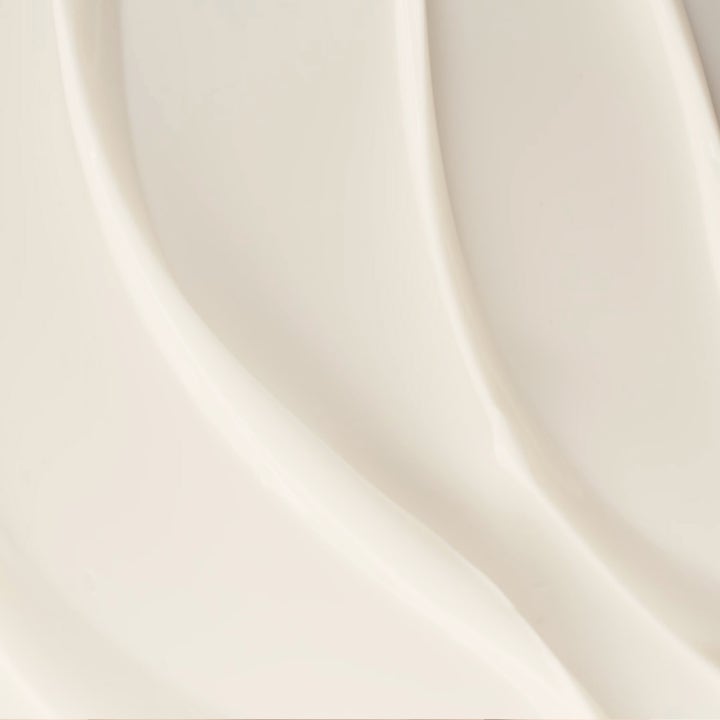 Nuxe Men Moist Gel 50 ml kosteuttava kasvovoide, jonka vaalea ja pehmeä geelikoostumus levittyy tasaisesti